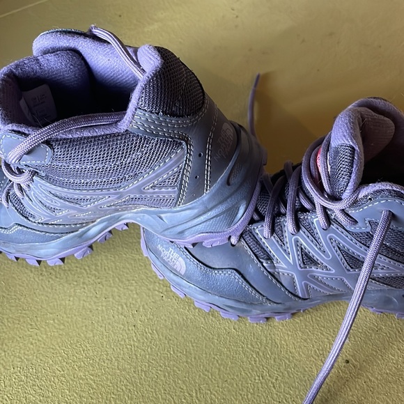 🦔 The North Face Hedgehog Waterproof ☔️ Hikers Little Kids Size 1 - EUC - Picture 6 of 6